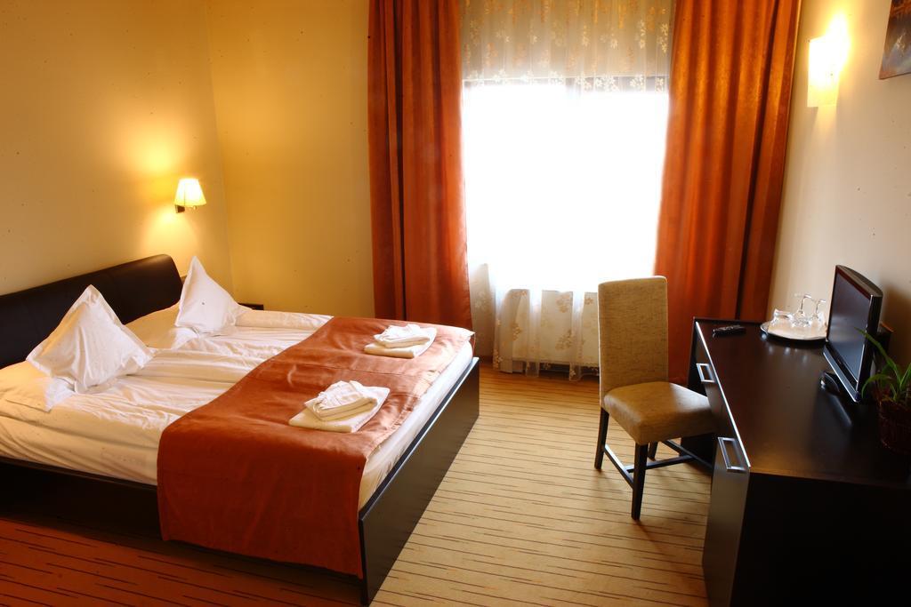 Hotel Transilvania Zalău Εξωτερικό φωτογραφία